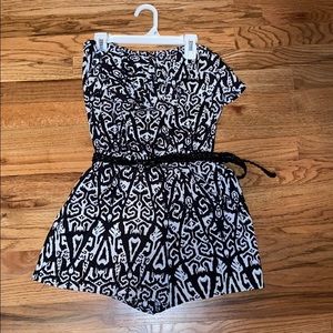 strapless printed romper with belt
